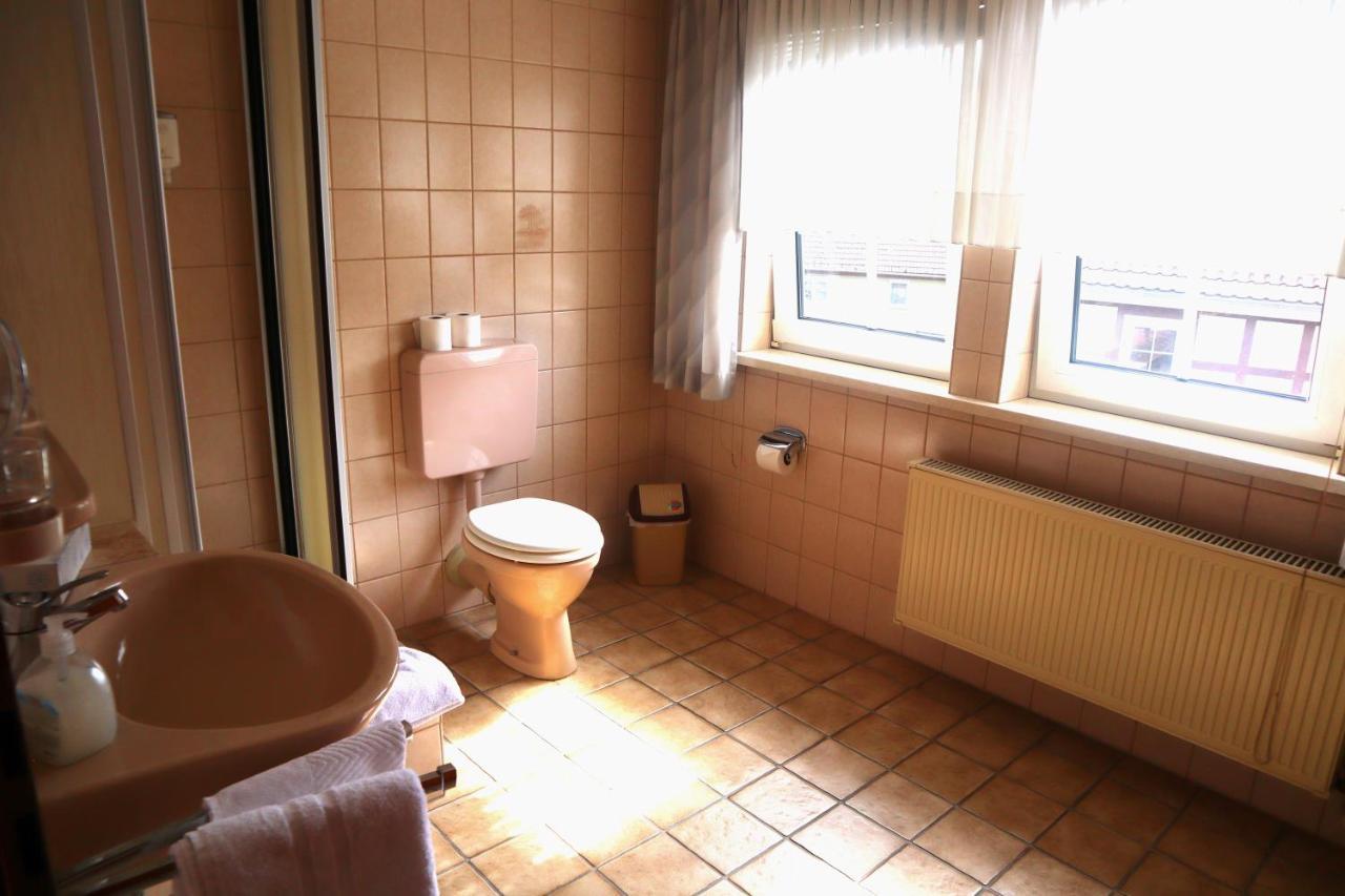 Pension Zur Harburg Hotel Uslar Luaran gambar