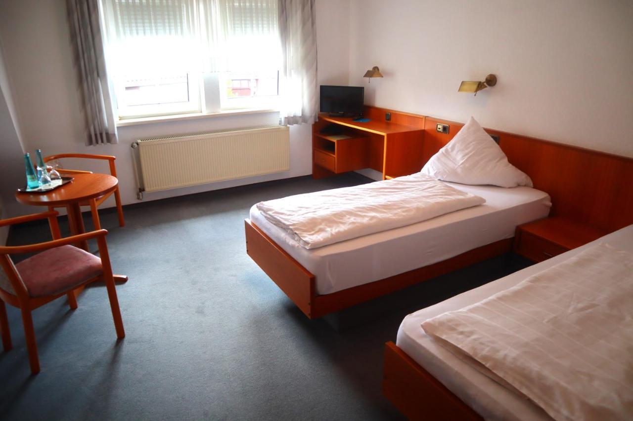 Pension Zur Harburg Hotel Uslar Luaran gambar