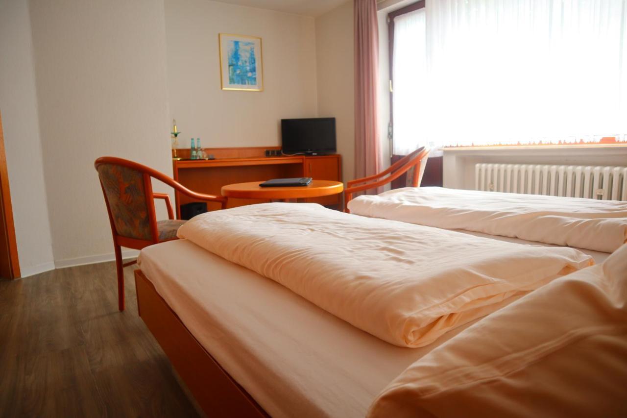 Pension Zur Harburg Hotel Uslar Luaran gambar