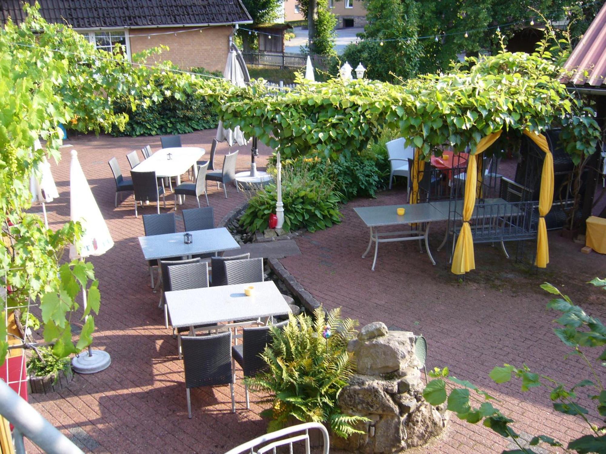 Pension Zur Harburg Hotel Uslar Luaran gambar